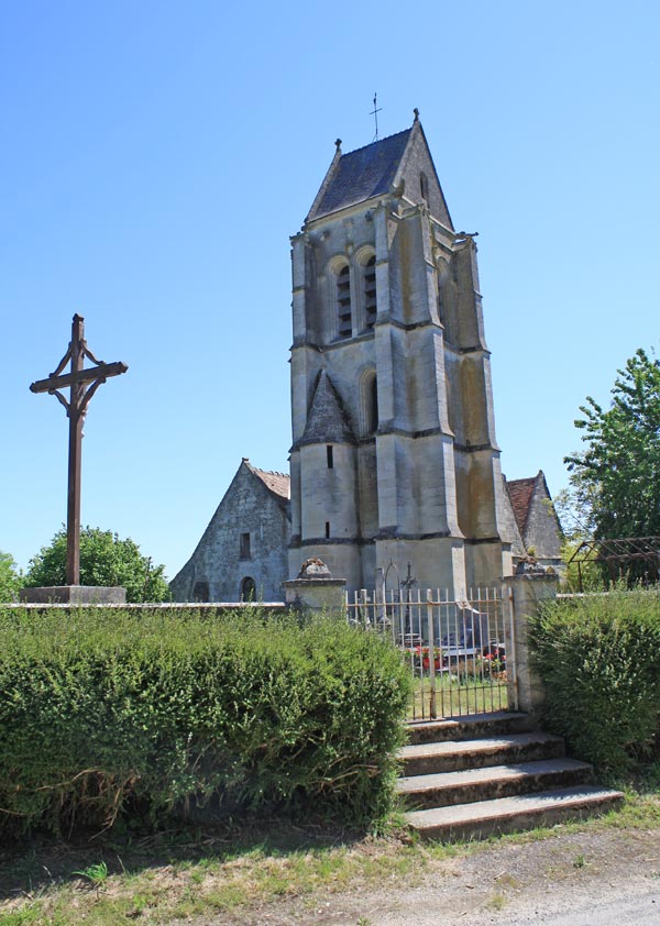 l'église St-Laurent à Russy-Bémont